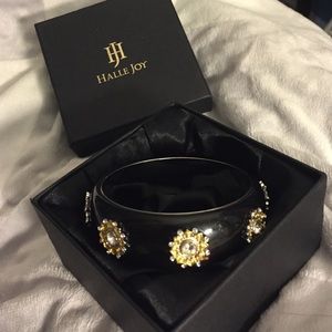 COPY - Halle Joy flowers of love bracelet NWOT